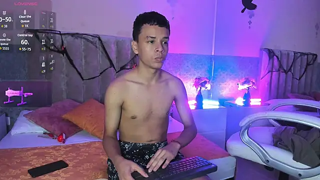 Xavier Fox    online show from October 25, 2025, 4:33 am