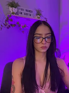 Im sofiaaa online show from May 1, 2026, 2:38 am