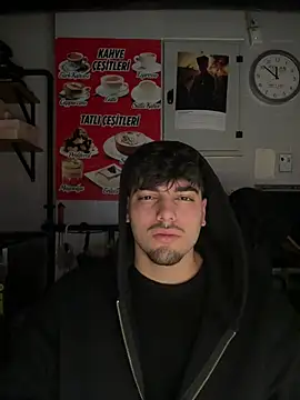 Snapshot of emir343475 chatting on February 13, 2026, 8:53 pm emir343475 online show from February 13, 2026, 8:53 pm