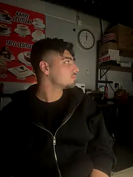 emir343475 online show from November 26, 2025, 9:04 pm