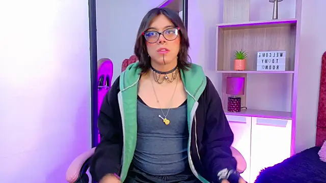 Lullaby Charade online show from January 9, 2026, 12:23 pm