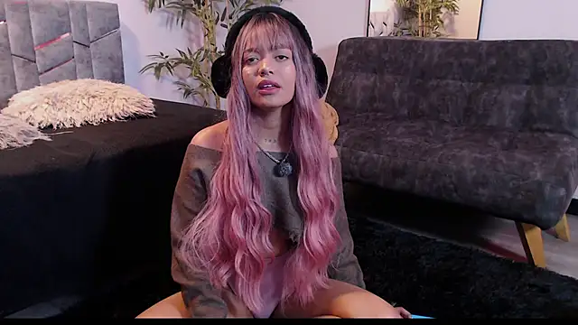 Miss koko  online show from October 27, 2025, 11:38 pm