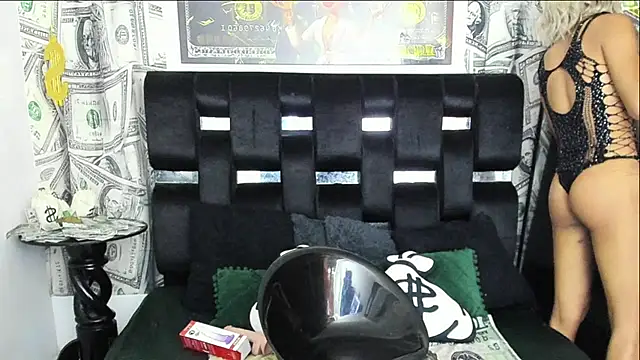 Latin Doll13 online show from November 5, 2025, 8:06 am