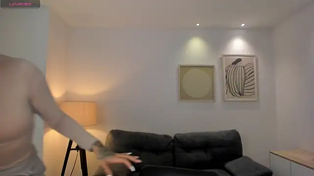 ChristineFord  online show from April 1, 2026, 12:06 pm