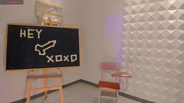 Snapshot of ScarlettBlaze_ chatting on October 31, 2025, 12:57 pm ScarlettBlaze  online show from October 31, 2025, 12:57 pm