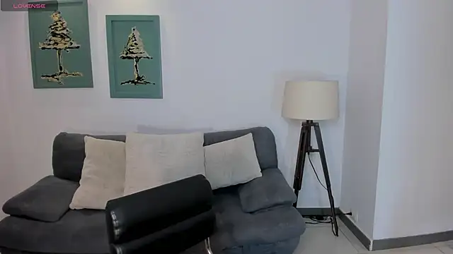 ScarlettBlaze  online show from November 10, 2025, 12:10 pm