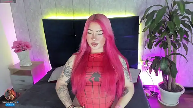 diamond piink  online show from October 21, 2025, 8:08 pm