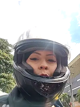 BiancaLuxor  online show from November 1, 2025, 5:18 pm