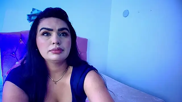 Snapshot of Zaraa_Rush chatting on October 21, 2025, 11:42 am Zaraa Rush online show from October 21, 2025, 11:42 am