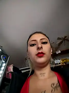 catalella16 online show from April 16, 2026, 3:24 pm