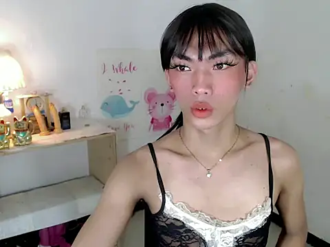 HaileyPresly online show from December 1, 2025, 3:51 am