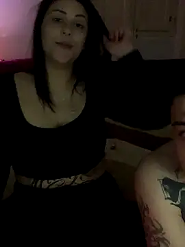 Snapshot of Links013 chatting on October 22, 2025, 1:05 am Links013 online show from October 22, 2025, 1:05 am