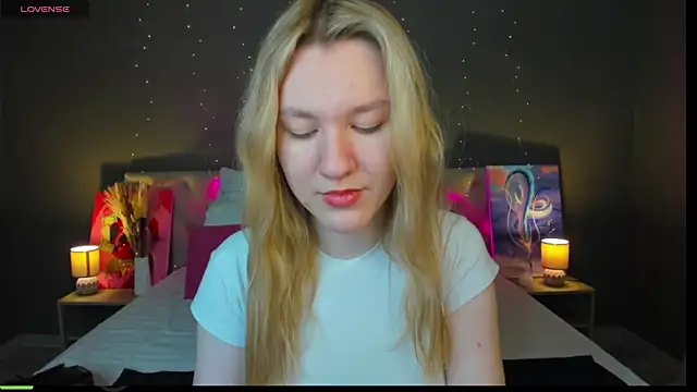 LinaRayy online show from October 21, 2025, 9:30 am