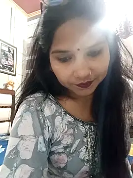 Vanshika1432 online show from October 19, 2025, 12:30 pm