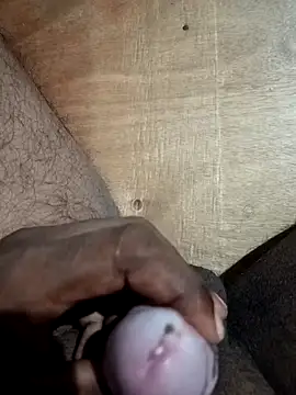 devson411 online show from October 28, 2025, 5:23 pm