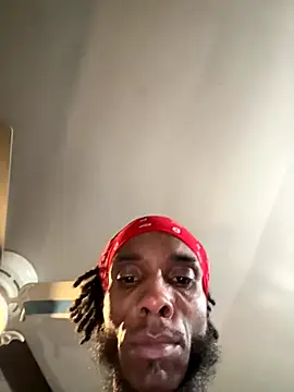 Snapshot of FREAKY973 chatting on November 13, 2025, 11:08 pm FREAKY973 online show from November 13, 2025, 11:08 pm