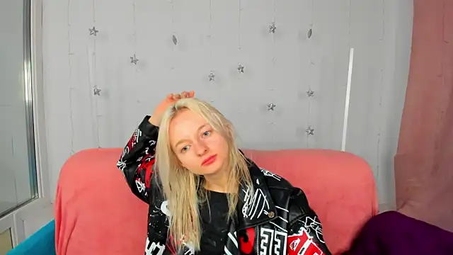 AlessaKiss online show from May 29, 2026, 1:44 am