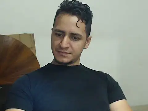 Snapshot of DarkTheKing chatting on October 18, 2025, 4:36 am DarkTheKing online show from October 18, 2025, 4:36 am