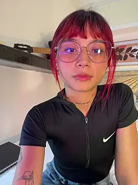 Emma duff online show from April 9, 2026, 7:42 pm