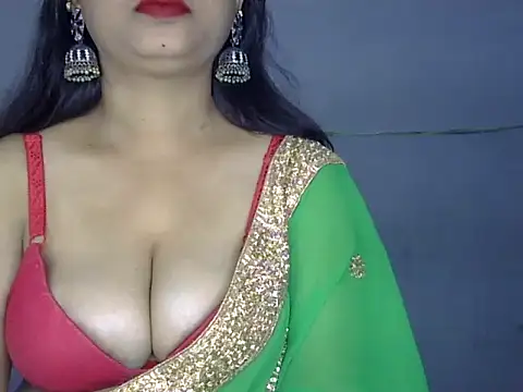ANKITA THAKUR online show from November 8, 2025, 3:04 pm