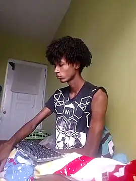 skinnyxsoo online show from October 24, 2025, 1:43 pm