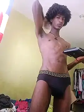 skinnyxsoo online show from October 20, 2025, 12:38 pm