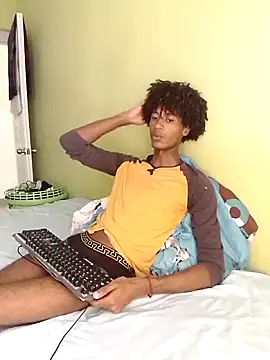 Snapshot of skinnyxsoo chatting on October 19, 2025, 5:05 pm skinnyxsoo online show from October 19, 2025, 5:05 pm