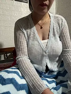 tabby-cat11 online show from February 23, 2026, 1:55 pm