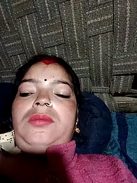 M-MAYA online show from November 18, 2025, 11:37 pm