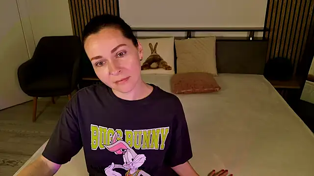 DitaNoir online show from May 17, 2026, 10:37 am