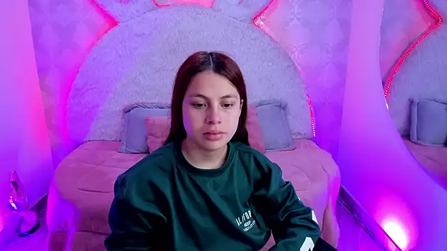 valentina clk online show from February 11, 2026, 1:00 pm