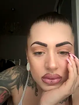 Barbie 1312 online show from November 16, 2025, 1:16 pm