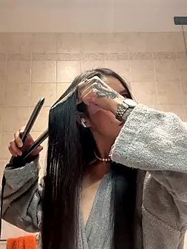 Snapshot of ViictoriaLeeon chatting on December 5, 2025, 4:16 pm ViictoriaLeeon online show from December 5, 2025, 4:16 pm