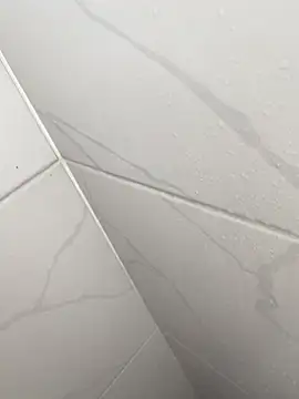 leozin01 online show from October 25, 2025, 12:28 pm