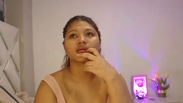 Snapshot of miel_alisha chatting on July 11, 2026, 1:11 pm miel alisha online show from July 11, 2026, 1:11 pm