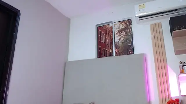 miel alisha online show from March 22, 2026, 1:34 pm