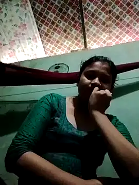 sexylive1100 online show from October 18, 2025, 4:36 am