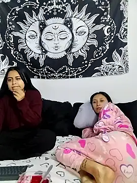 emily n abby online show from April 11, 2026, 12:20 pm