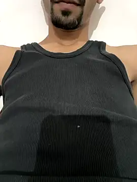 Aadi200210q online show from October 24, 2025, 5:12 pm