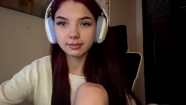 HanaMantanaDell online show from April 13, 2026, 4:11 pm