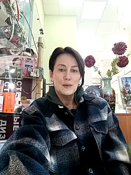 Luna 7777 online show from March 7, 2026, 9:05 am