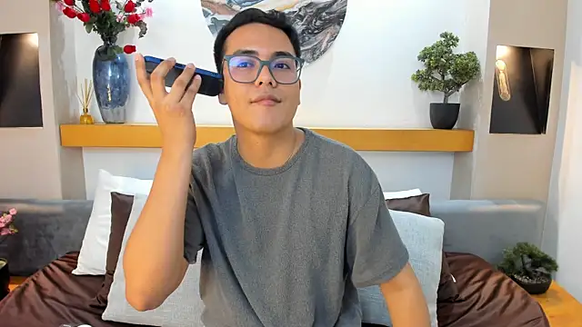 JohnBelRose online show from November 25, 2025, 9:26 pm