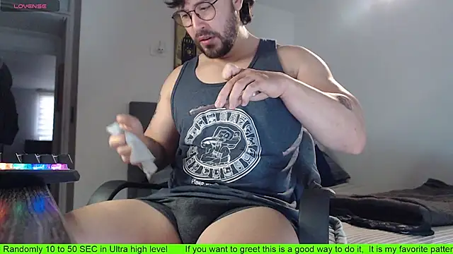 SugaredDigit online show from October 4, 2025, 1:01 pm