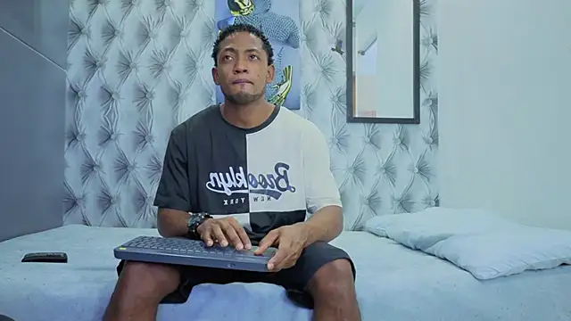 Stevenbrand online show from November 11, 2025, 6:36 pm