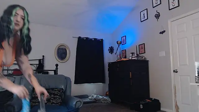 ImKatMeow online show from February 10, 2026, 3:33 pm