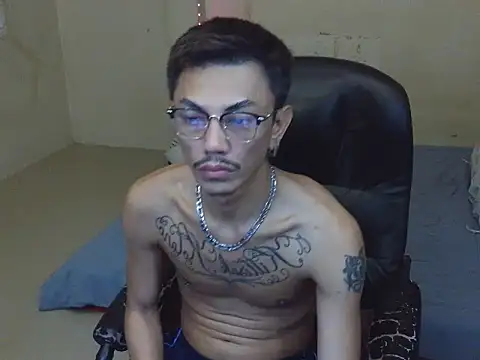 Snapshot of Jackblack203425 chatting on November 19, 2025, 9:37 pm Jackblack203425 online show from November 19, 2025, 9:37 pm