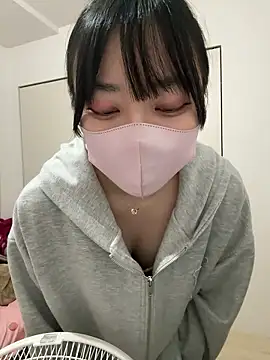 pinkudayo girl online show from June 3, 2026, 4:12 pm