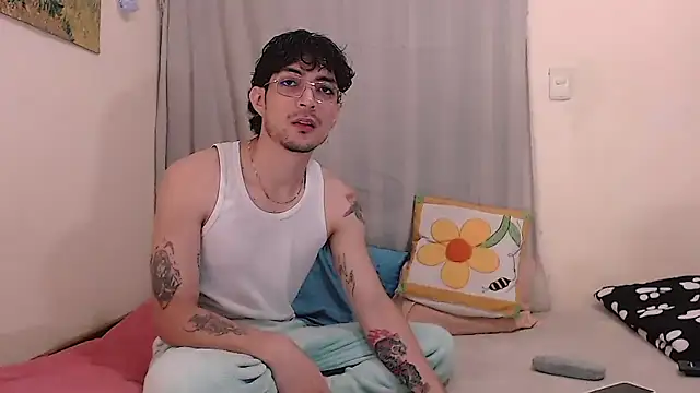 Gaia 16 online show from February 19, 2026, 5:54 pm