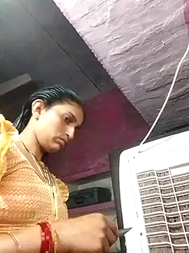 Pooja shre online show from October 29, 2025, 4:44 am