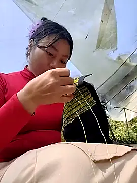 Sinhlinh2020 online show from December 19, 2025, 4:38 am